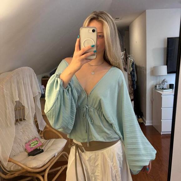 Free People Tops - Free people light teal blouse